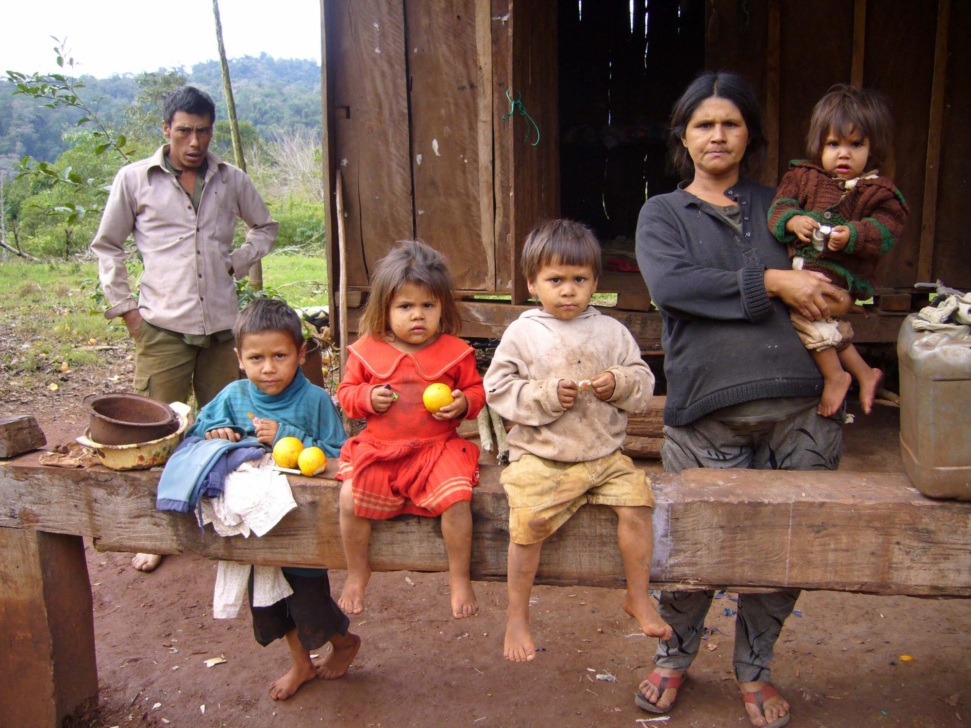 Familie in der argentinischen Provinz Misiones.