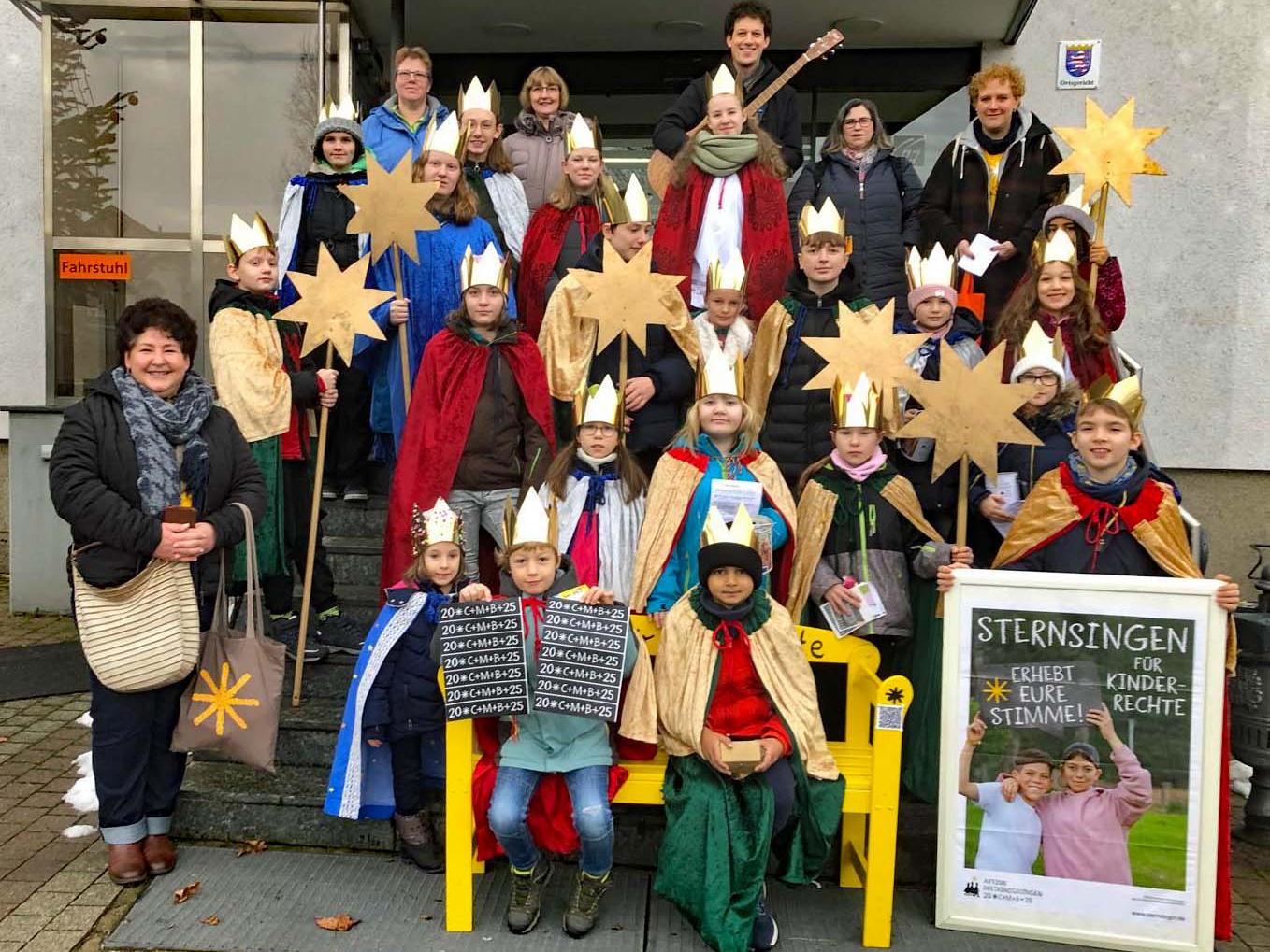 Die Sternsinger aus der Pfarrgruppe St. Walburga Groß-Gerau / St. Nikolaus von der Flüe Büttelborn.