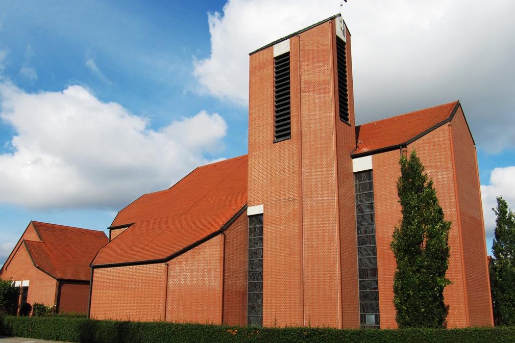 Pfarrkirche St. Nikolaus von der Flüe Büttelborn Pfarrkirche St. Nikolaus von der Flüe Büttelborn
