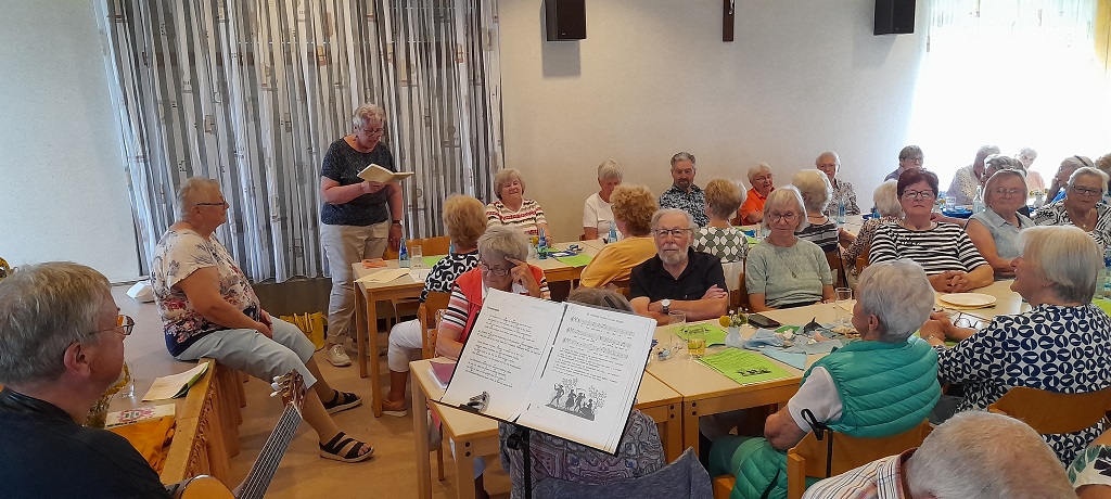 Seniorennachmittag Fauerbach_3 (c) Maria Schmukat