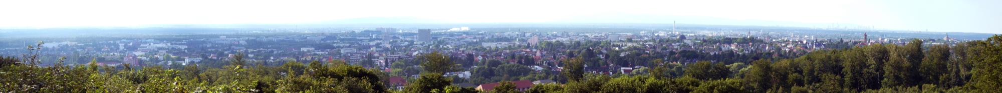 Darmstadt von der südöstlichen Ludwigshöhe