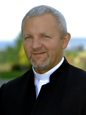 Pfarrer Dr.  Gregor  Waclawiak