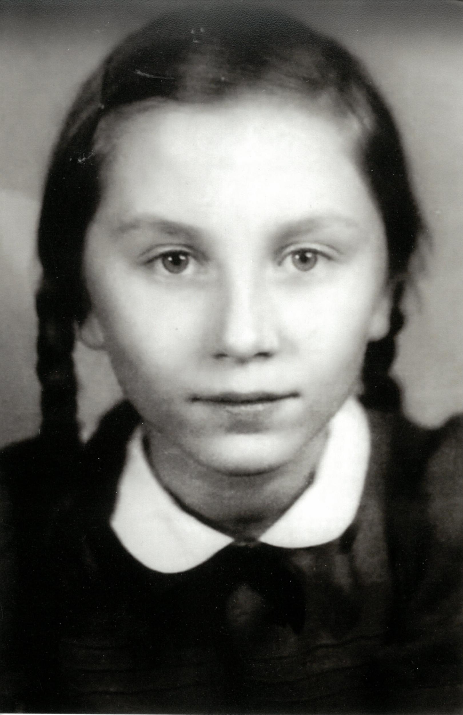 1947-Alexandra Pradella Ott in Darmstadt (c) Alexandra Pradella Ott