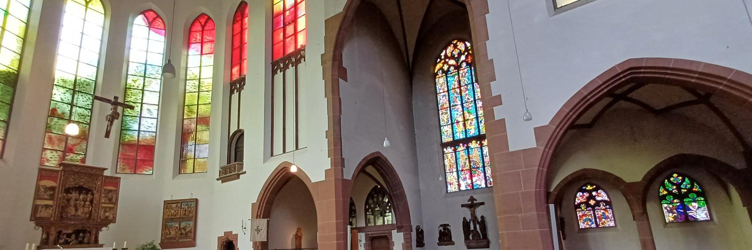 Kirchenfenster in St. Elisabeth (c) Dominique Humm