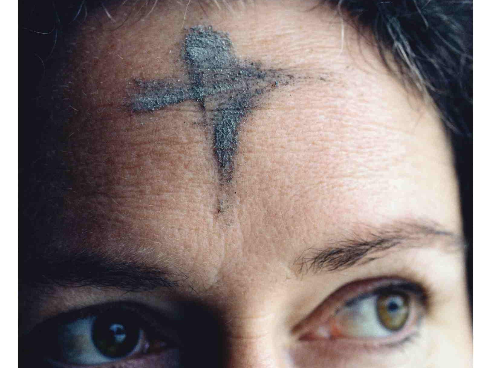 Aschenkreuz - 33443co (c) Foto: picture-alliance/Presse-Bild-Poss/Uta Poss