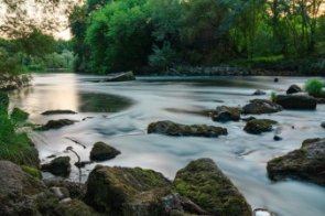 Fluss (c) Pixabay