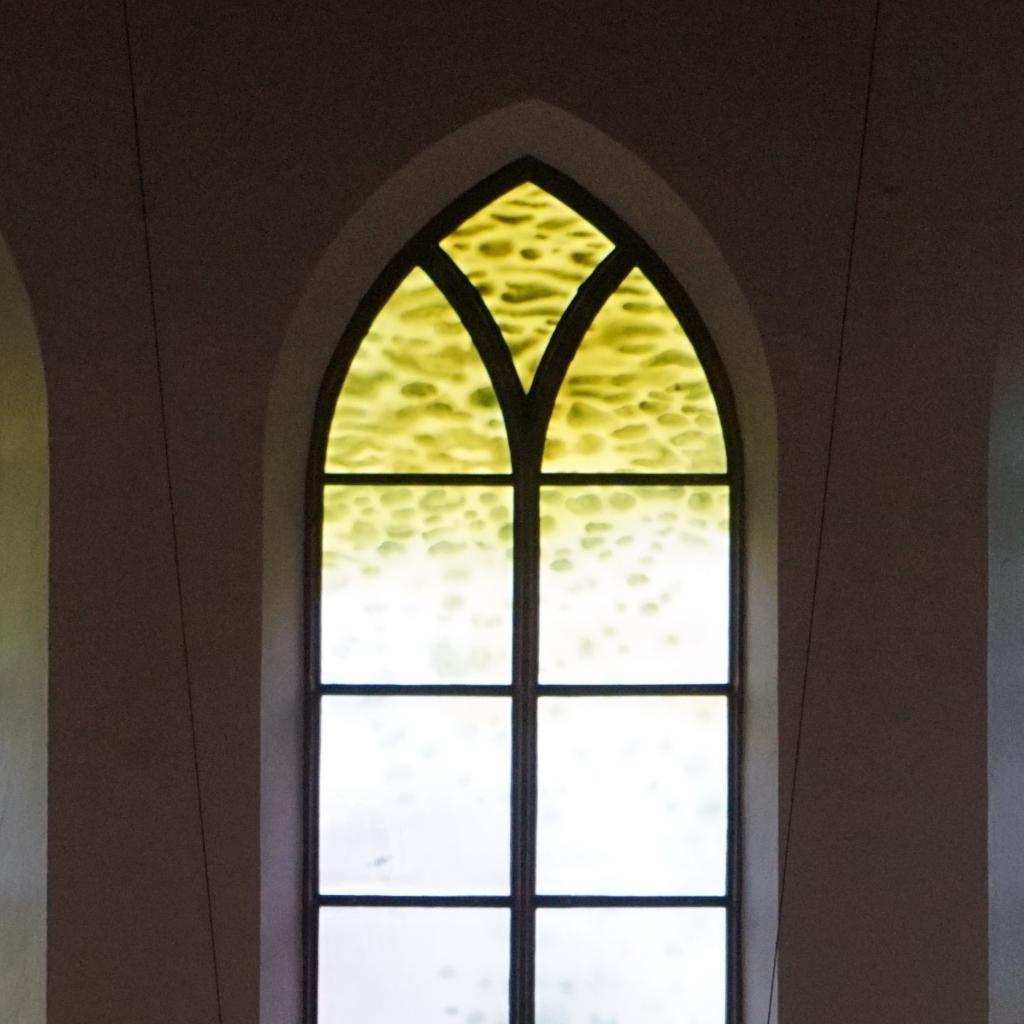 Einweihung der Kirchenfenster am 3. Advent Einweihung der Kirchenfenster am 3. Advent