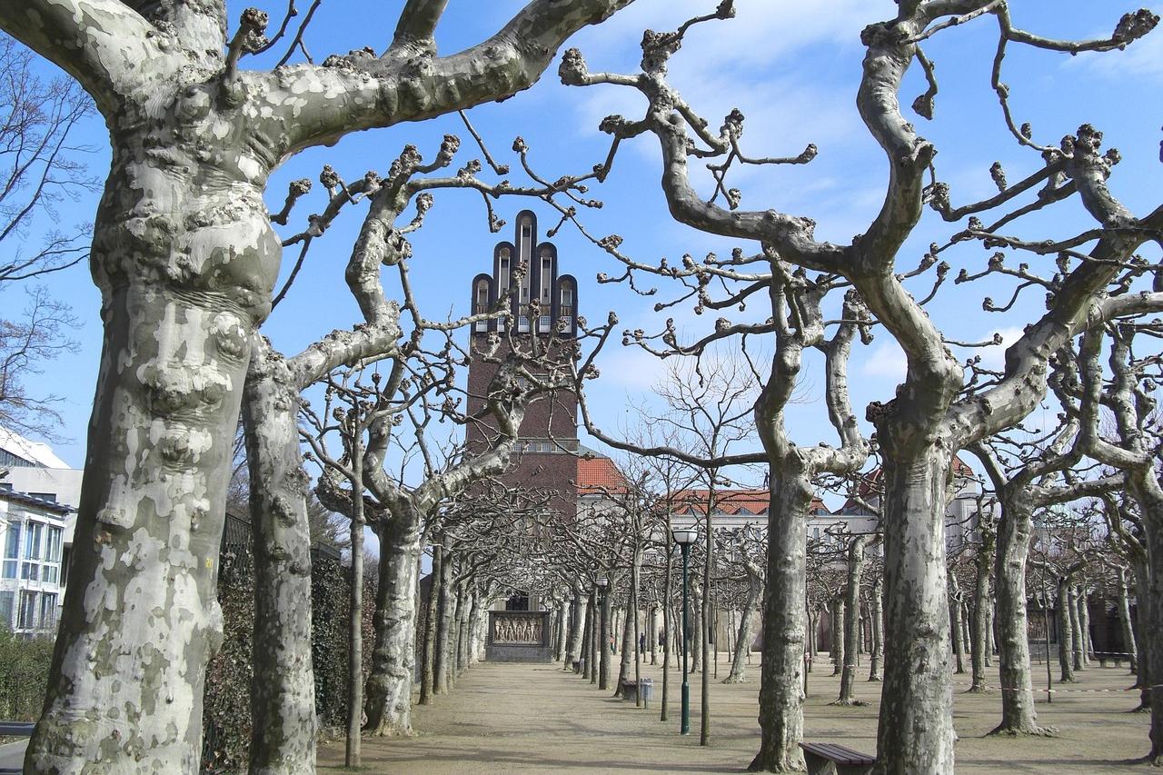 Paarspaziergang durch Darmstadt