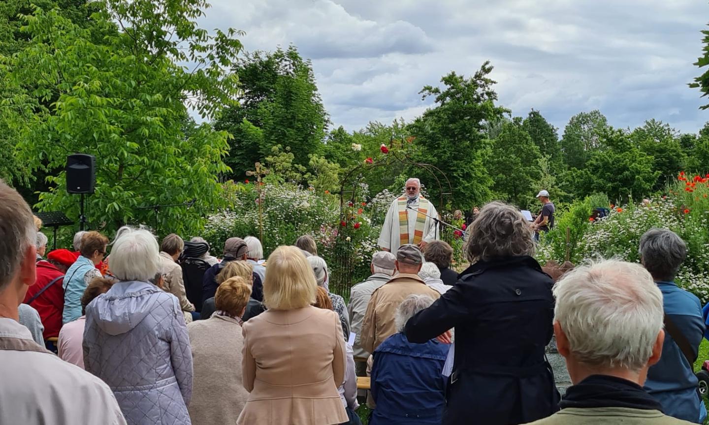 2022Ökumenischer Gottesdienst im Garten der Religionen (c) Tscheuschner
