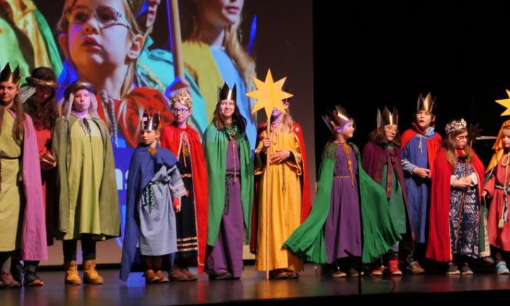 2023Sternsinger beim Neujahrsempfang (c) Pfarrgemeinde Sankt Martin