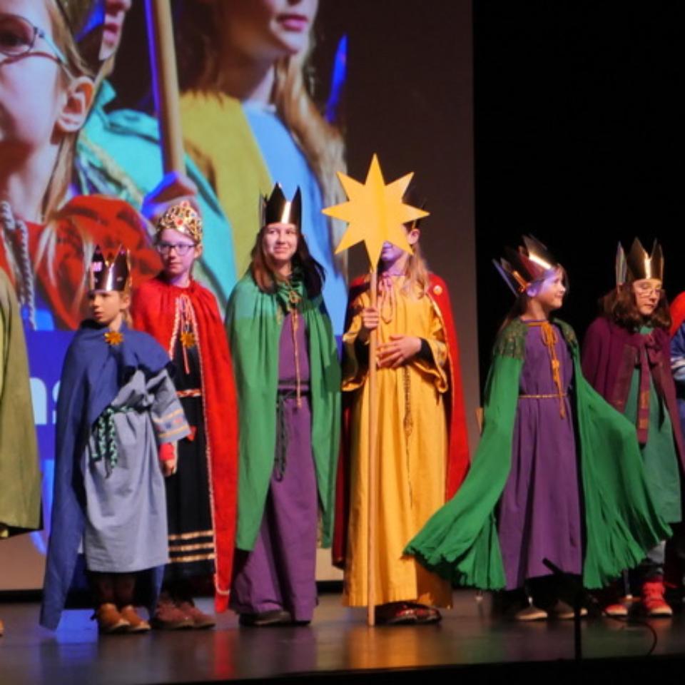 2023Sternsinger beim Neujahrsempfang (c) Pfarrgemeinde Sankt Martin