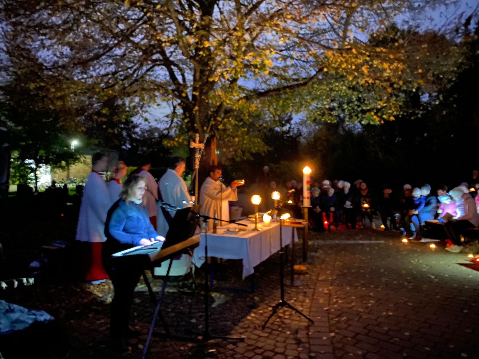 2024_11_02_Allerseelen_Friedhof2