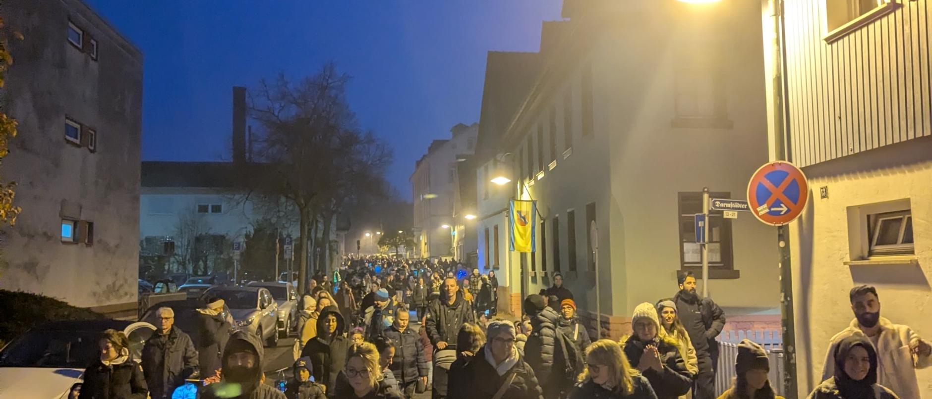 2025_11_10_Martinsumzug_2 (c) privat