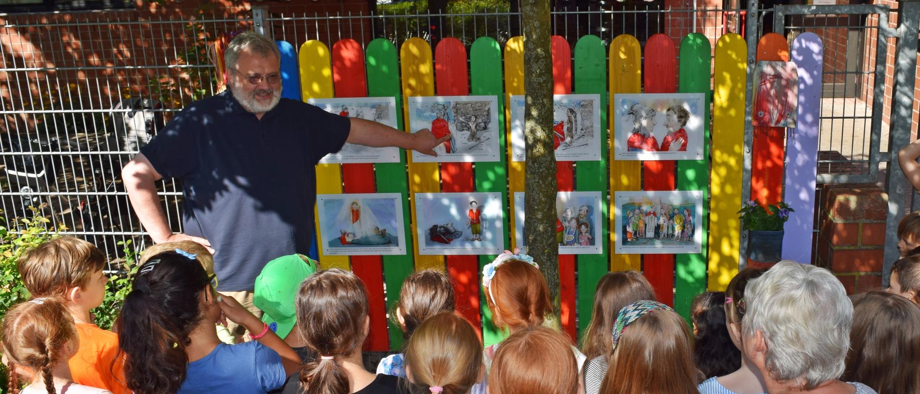 Bild Geschichte am Zaun (c) St. Martin Dietzenbach