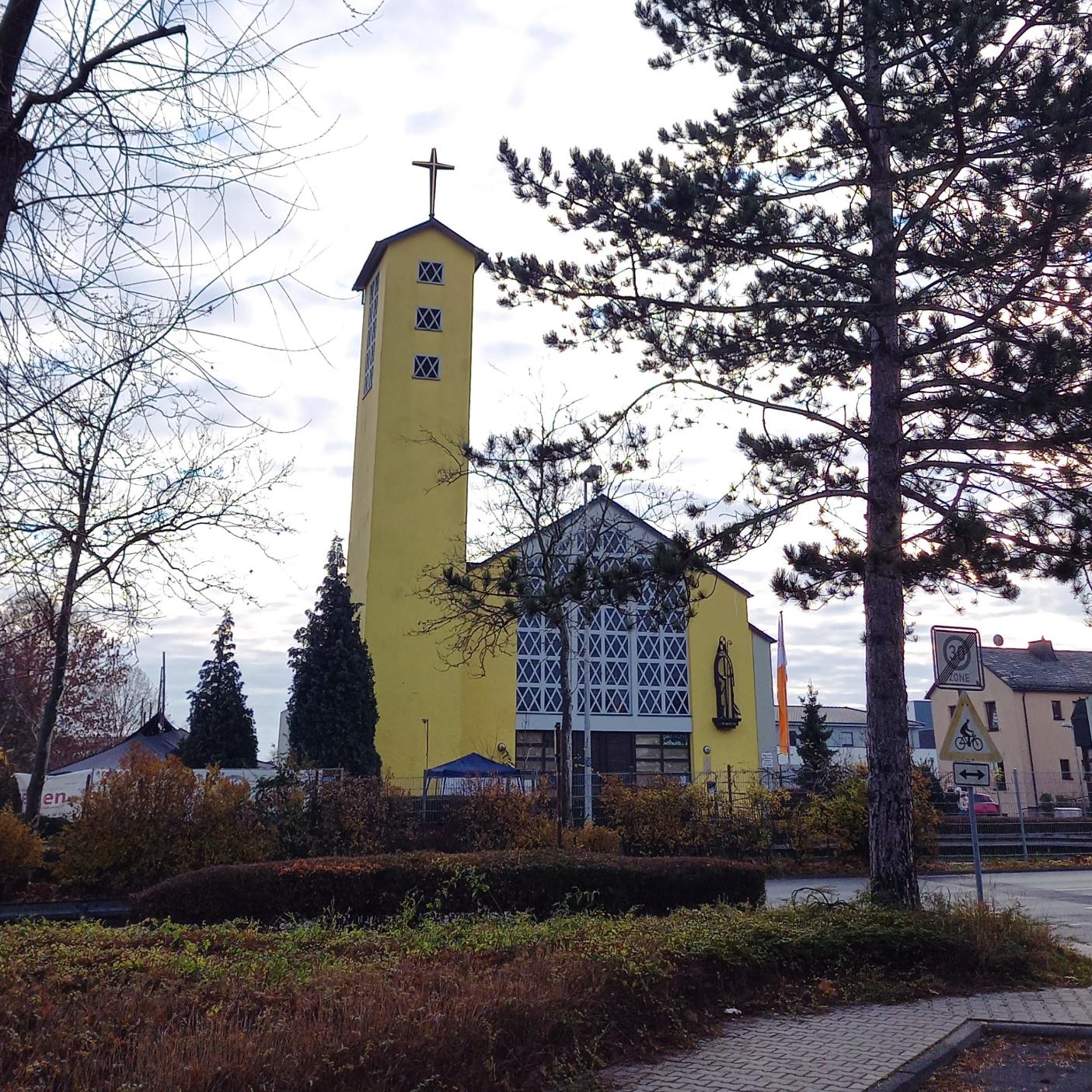 Kirche Sankt Martin, 6.12.2021 (c) Pfarrgemeinde Sankt Martin, C. Doetsch