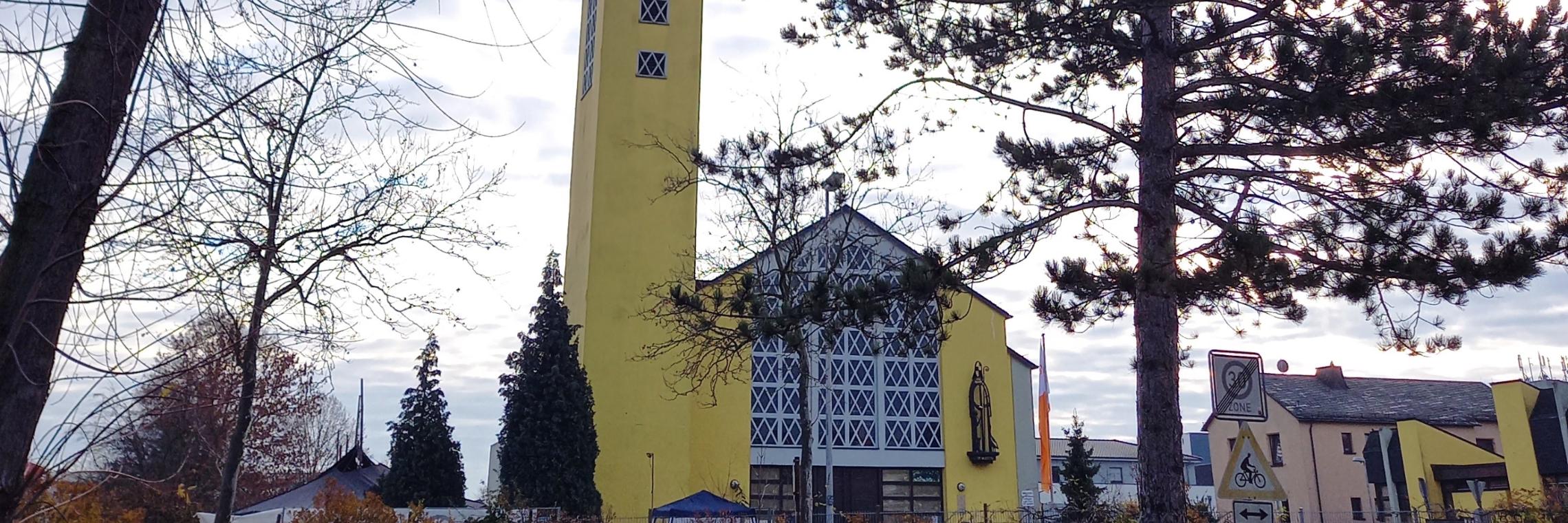 Kirche Sankt Martin, 6.12.2021 (c) Pfarrgemeinde Sankt Martin, C. Doetsch