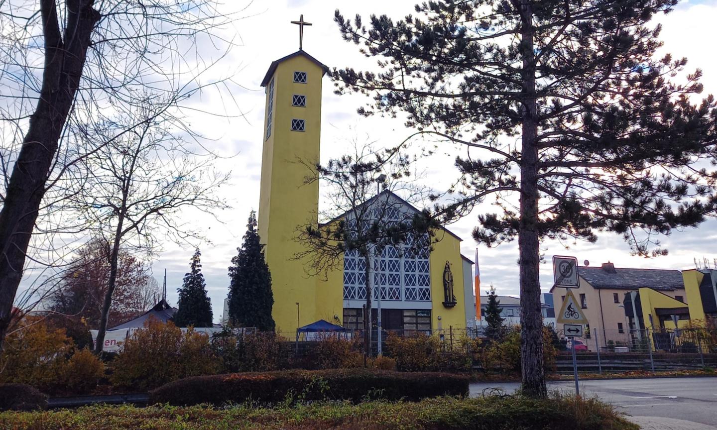 Kirche Sankt Martin, 6.12.2021 (c) Pfarrgemeinde Sankt Martin, C. Doetsch
