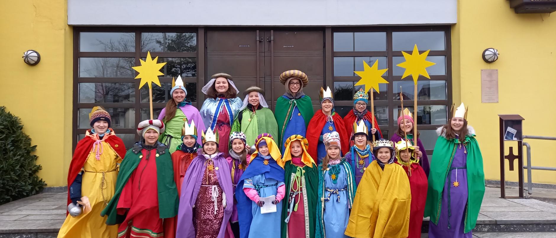 Sternsinger im Aufbruch (c) Pfarrgemeinde Sankt Martin