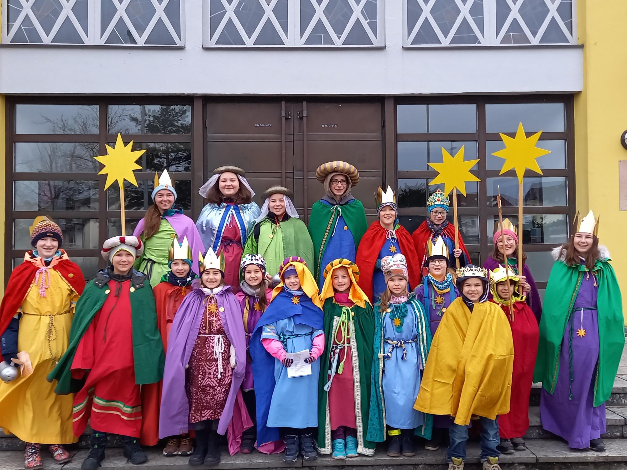 Sternsinger im Aufbruch (c) Pfarrgemeinde Sankt Martin