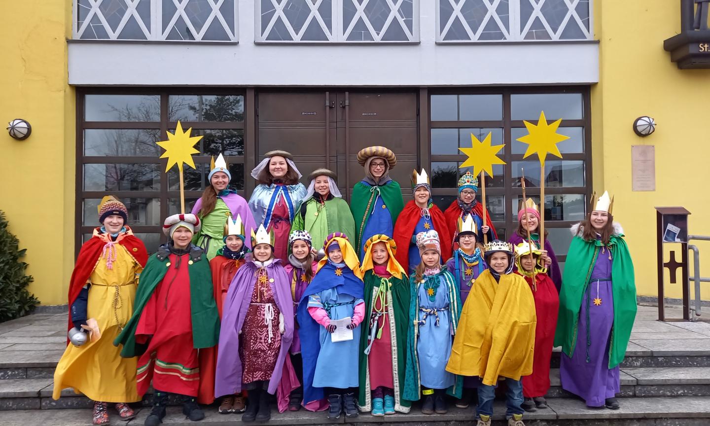 Sternsinger im Aufbruch (c) Pfarrgemeinde Sankt Martin