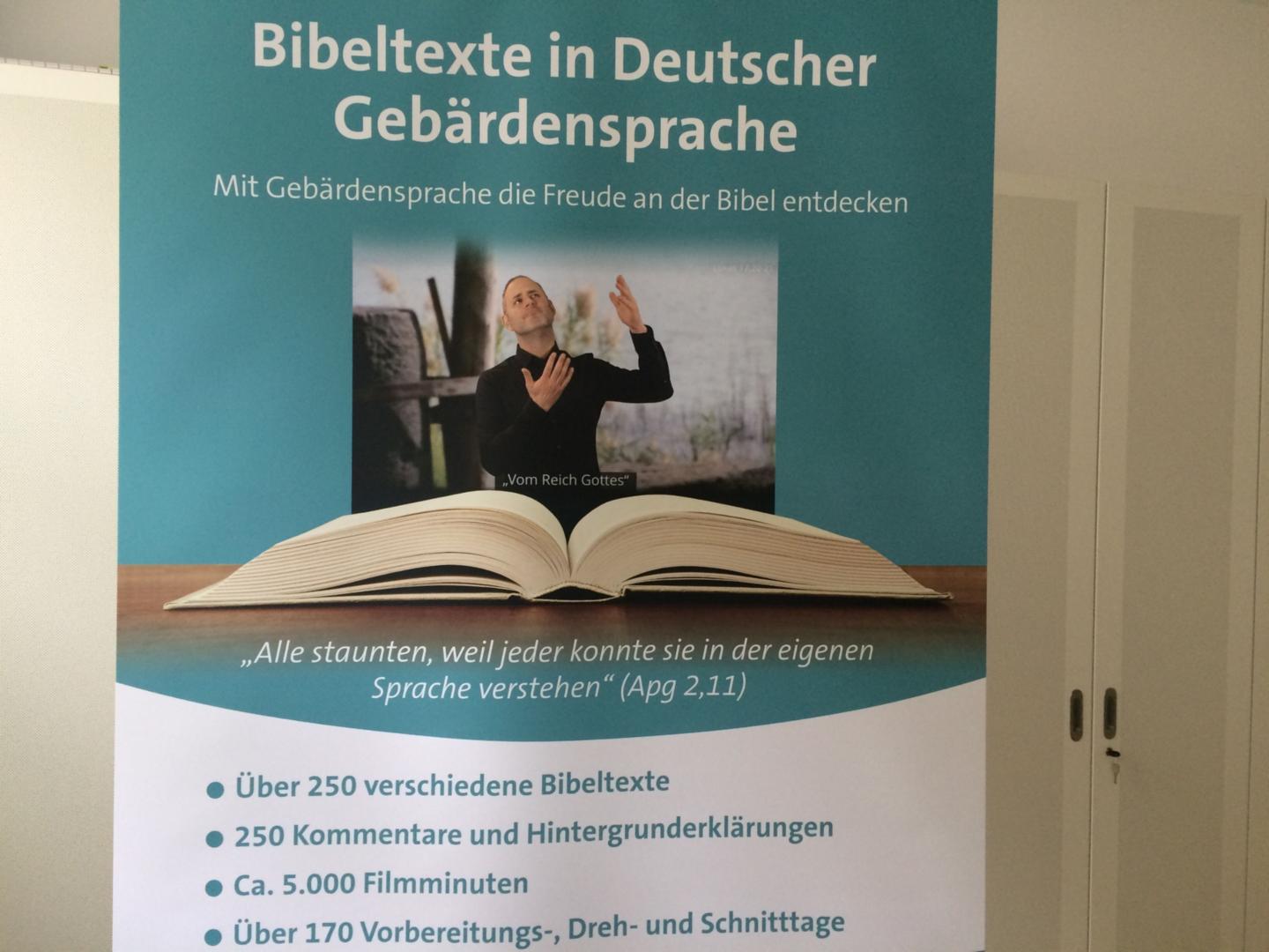 Bibel-in-DGS (c) Erzbistum München und Freising
