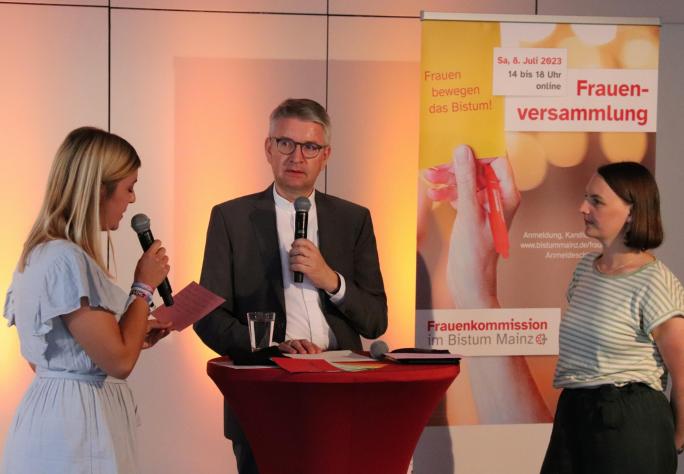 Bischof Kohlgraf stellte sich in einem Interview den Fragen