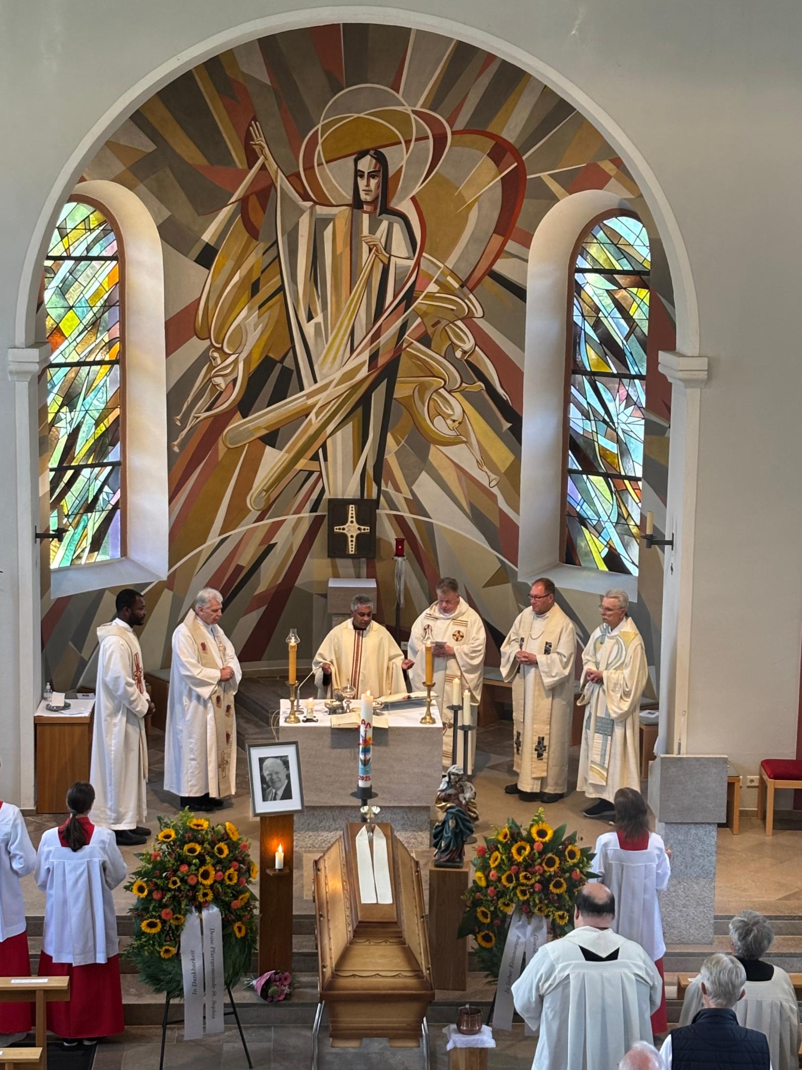 Die Feier des Gottesdienstes (c) Volkmar Raabe