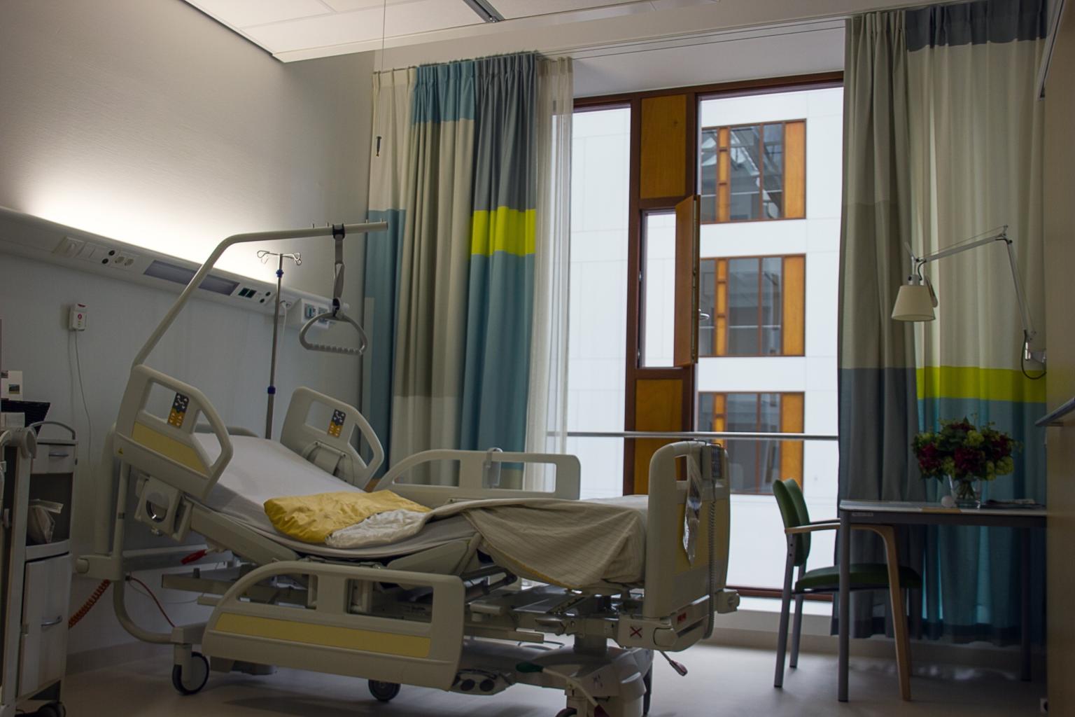Im Krankenhaus (c) corgaasbeek / Pixabay.com – Lizenz