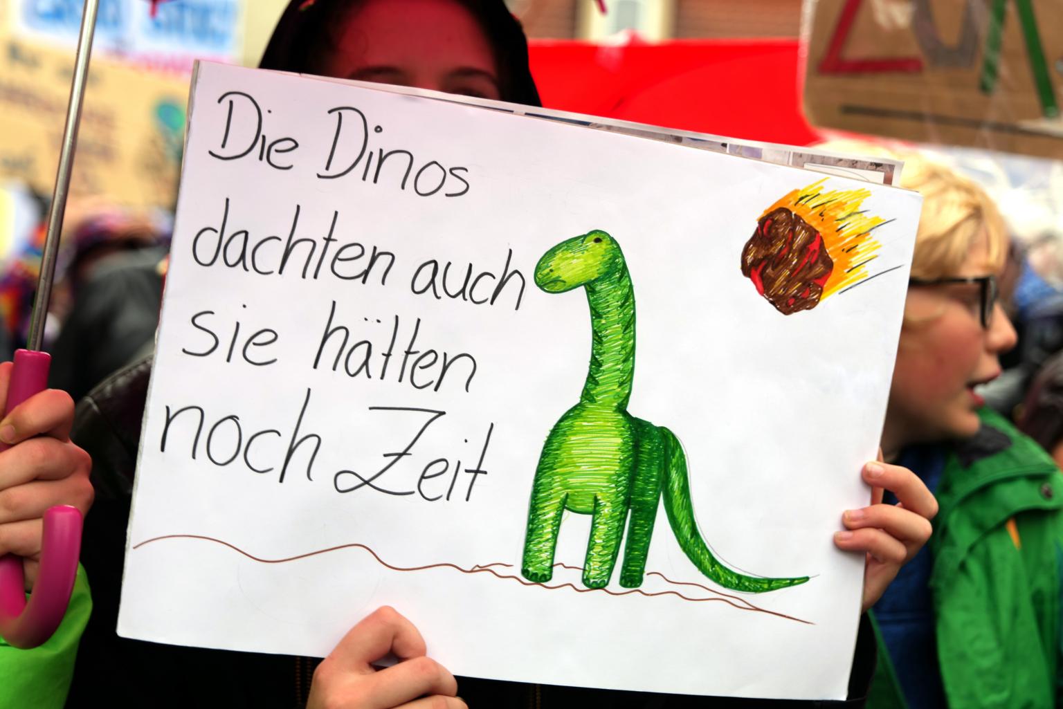 Die Dinos dachten auch sie hätten noch Zeit (c) Peter Wiedemann by Pfarrbriefservice