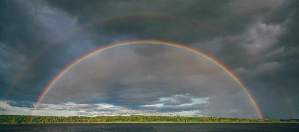 Rainbow (c) unsplash.com, Jesse Gardner