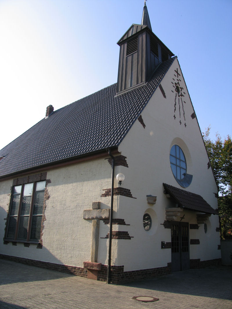 Kirche Dreikönig Hahnheim
