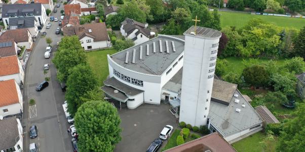 Kirche St.Johannes Nepomuk-Kloppenheim