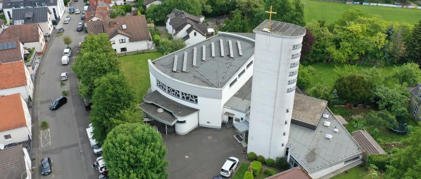 Kirche St.Johannes Nepomuk-Kloppenheim
