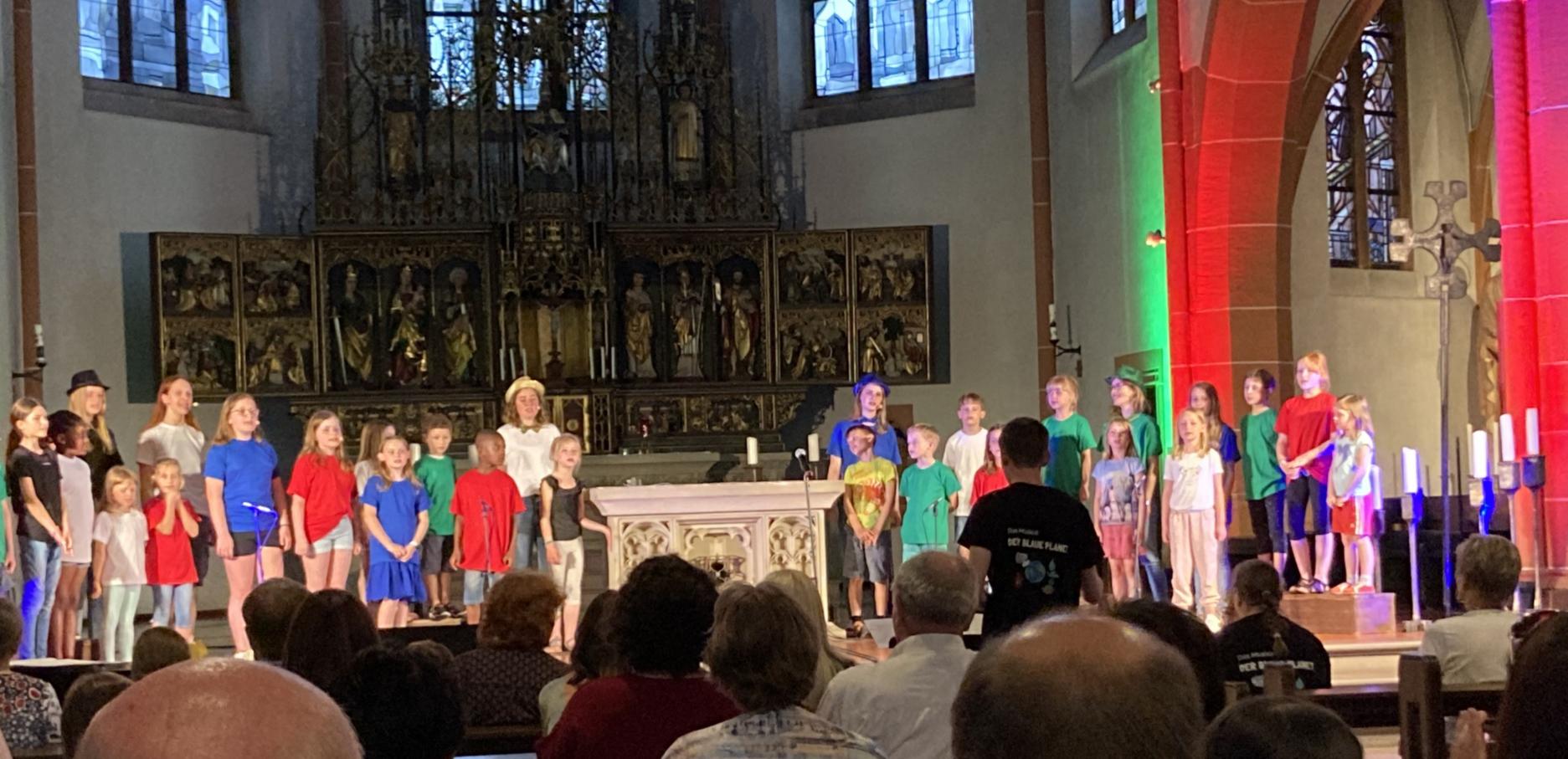 Der blaue Plant - Aufführung am 15. Juli 2023 in St. Bonifatius (c) brube