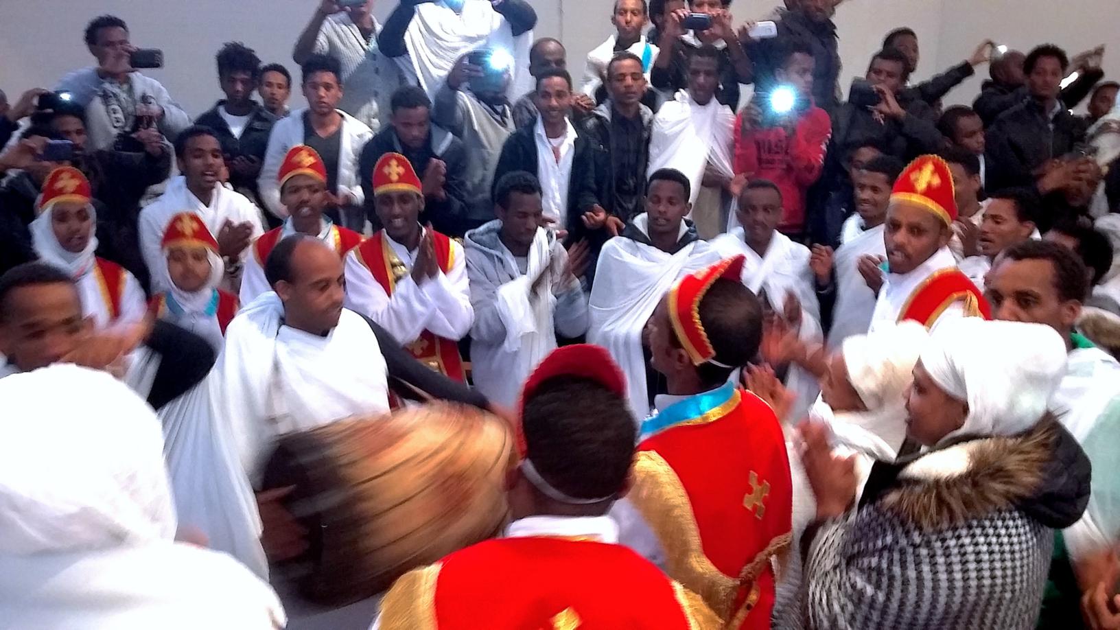 Interkulturelle Begegnung: Eritreisch-orthodoxe Abune Aregawi Gemeinde (c) Förderverein St. Thomas Morus e.V.