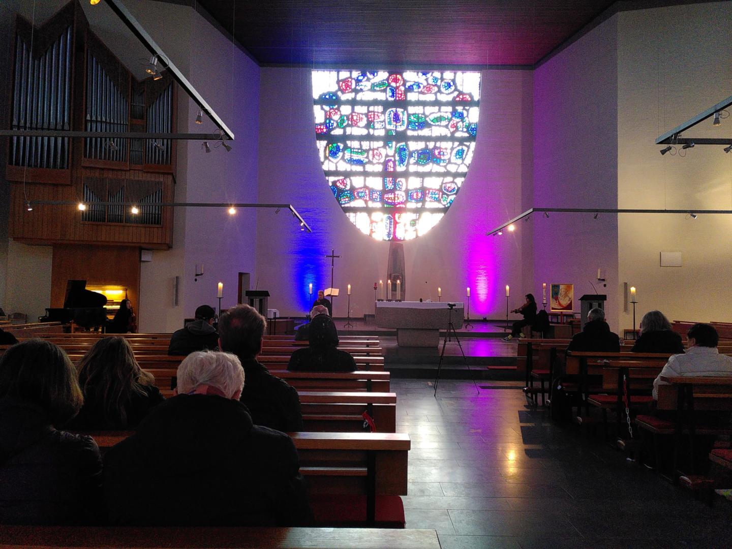 Im fastenZEITraum - Forum für Improvisierte Musik war am Samstag, den 11.3.23 das Improvisationsensemble der Frankfurter KunstKulturKirche Allerheiligen zu Gast (c) Förderverein St. Thomas Morus e.V.