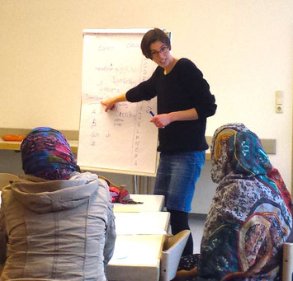 Deutschunterricht für Geflüchtete aus Somalia (c) Gina Reichl