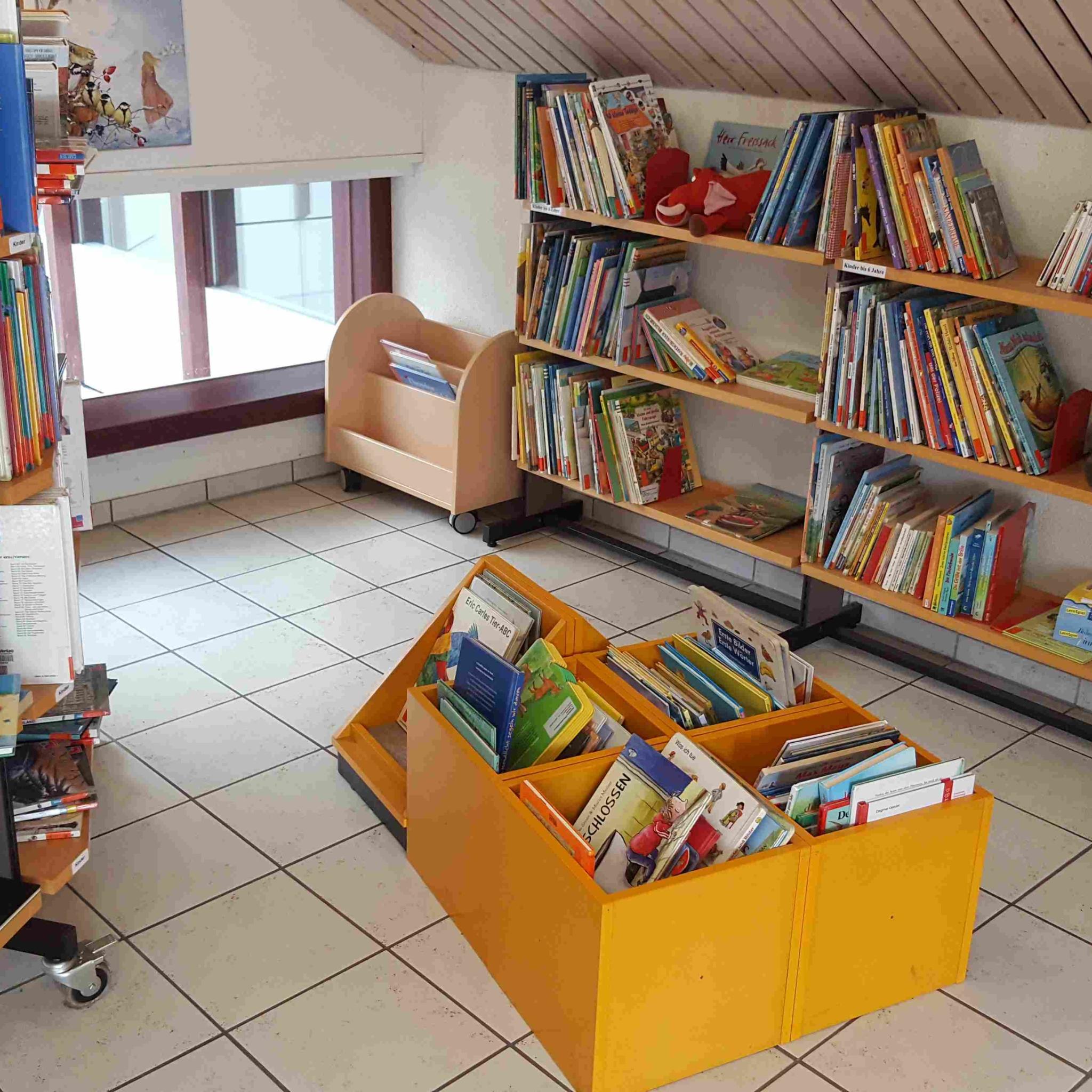 Bücherei_Kinderecke (2)