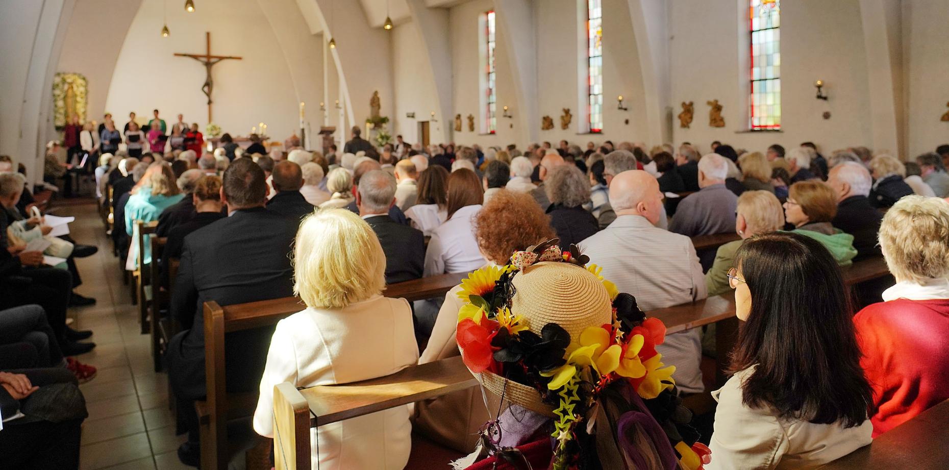 KircheVoll (c) St.Marien Großen-Buseck