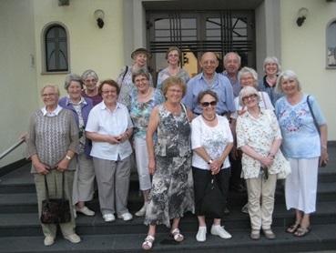 Senioren von St. Marien Buseck nach einem Ausflug in 2017.