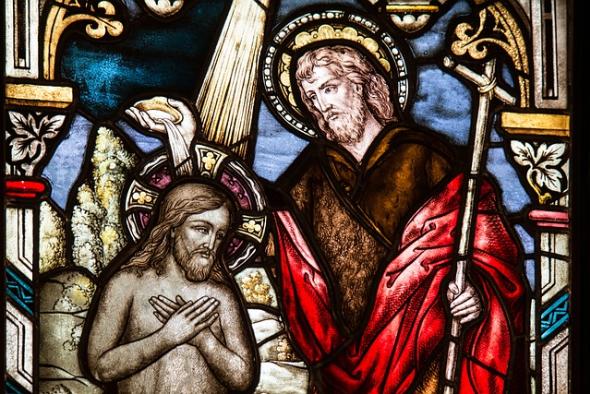 Johannes tauft Jesus, Fenster in St. Margaretha, Köln-Libur (c) pixabay