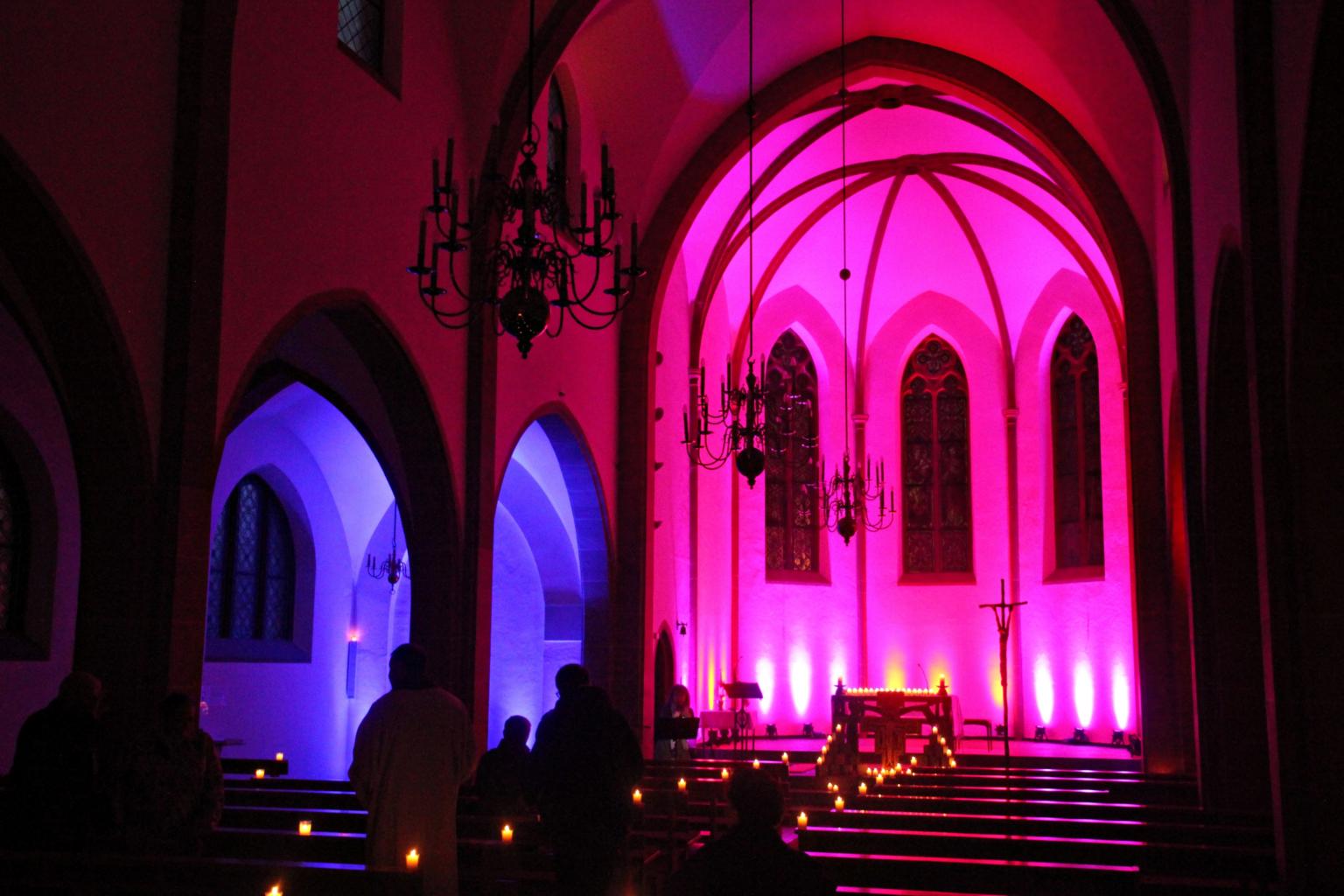Offene Kirche im Advent (c) Norbert Winter