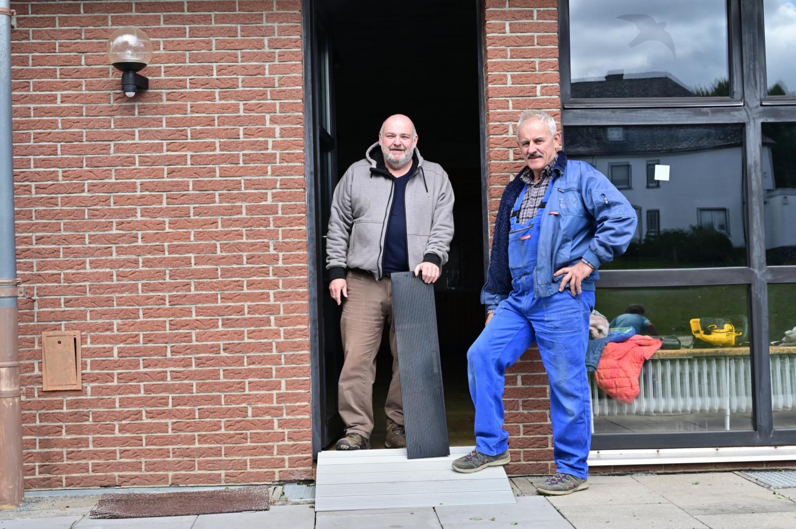 Glücklich über den barrierefreien Zugang: Markus Weimer und Reimund Giersch (c) Alfred Beltrup