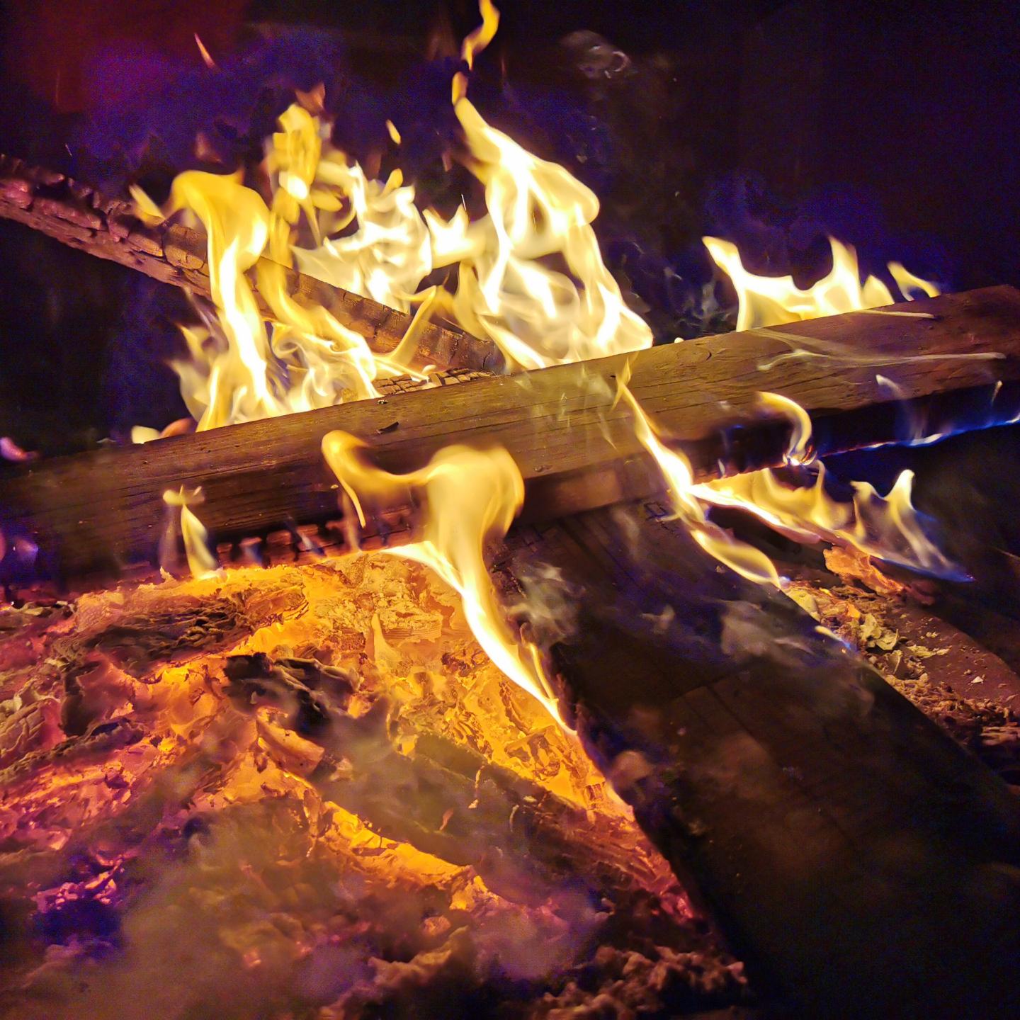 Kleines Osterfeuer 2021 (c) Anke Dewald