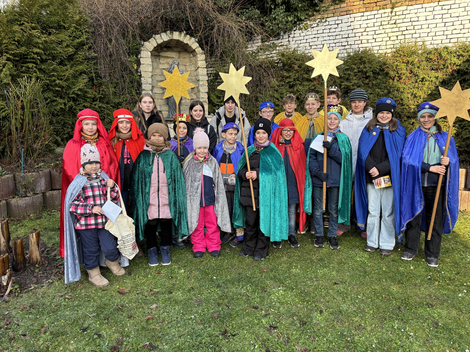 Sternsinger Lörzweiler (c) Pfarrei St. Hildegard, Lörzweiler