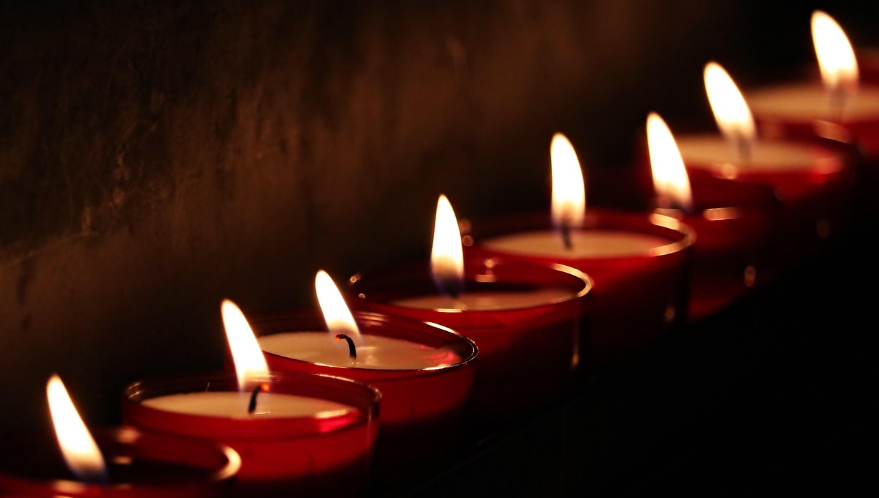 (c) Bild von <a href=https://pixabay.com/de/users/noname_13-2364555/?utm_source=link-attribution&utm_medium=referral&utm_campaign=image&utm_content=2223898>NoName_13</a> auf <a href=https://pixabay.com/de//?utm_source=link-attribution&utm_medium=referral&utm_campaign=image&utm_content=2223898>Pixabay</a>