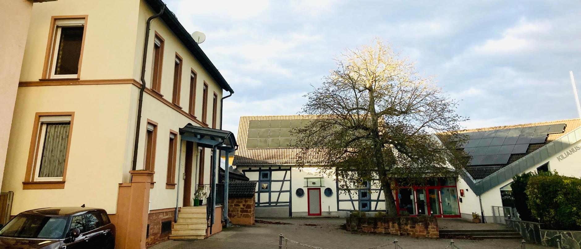Pfarrbüro & Scheune St. Kilian Mainflingen