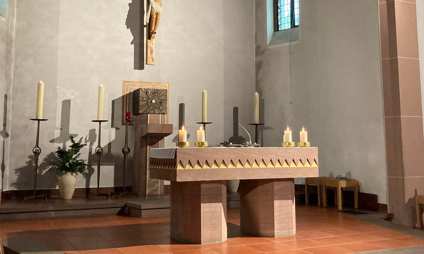 Tabernakel und Altar St. Kilian Mainflingen