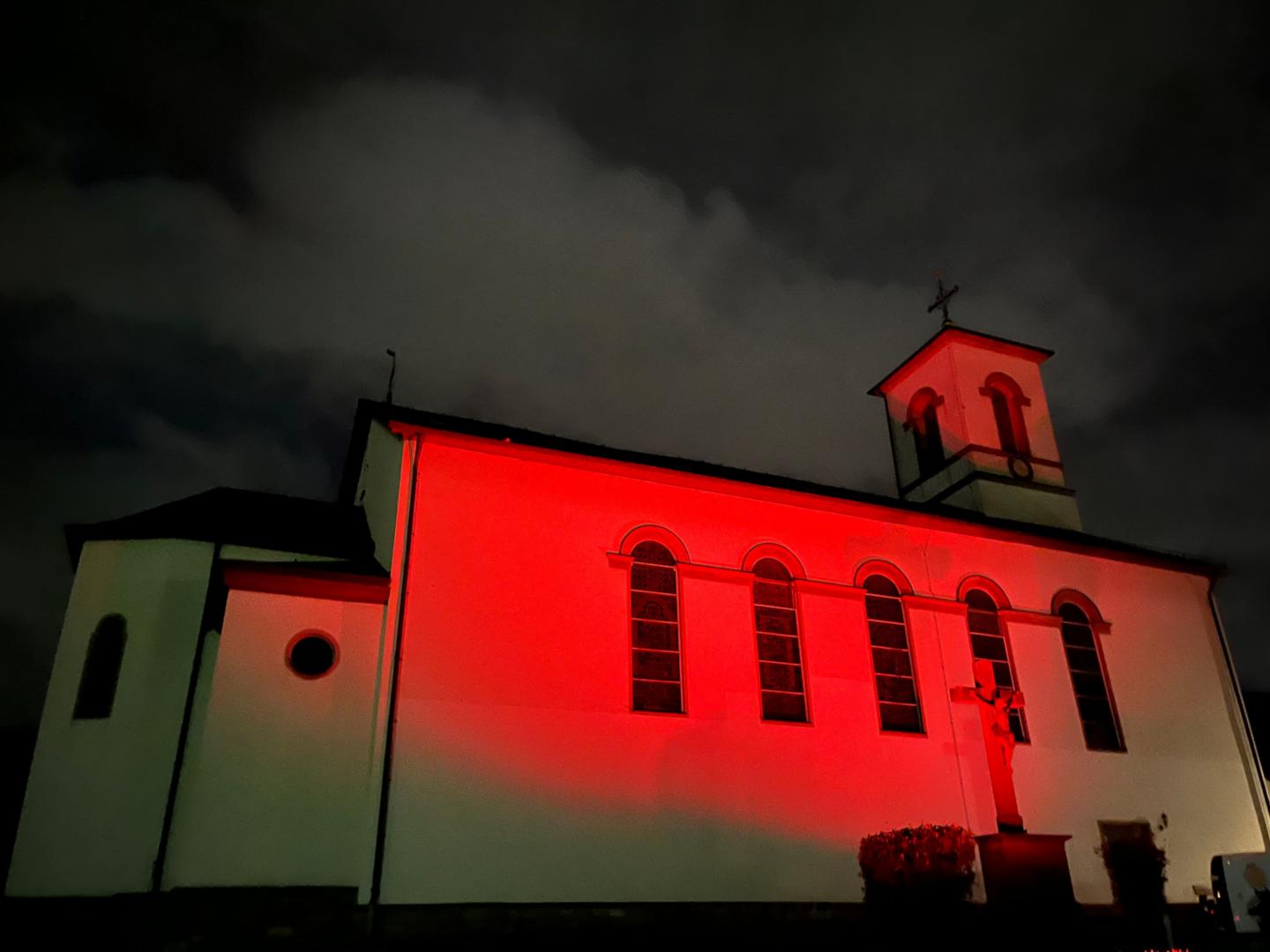 Red-Wednesday (c) St. Kilian Mainflingen
