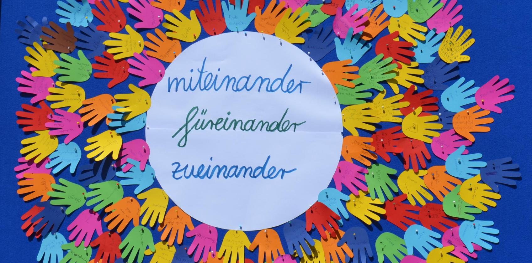 Miteinander – fürenander – zueinander: Wo viele sich mit ihren Begabungen einbringen, kann das gut gelingen (c) Maria Weißenberger, Mz-Kastel